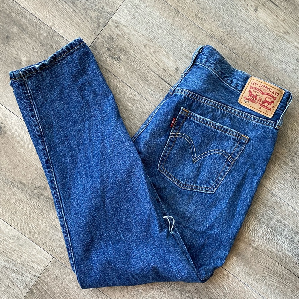 Levi Strauss boyfriend jeans size 29